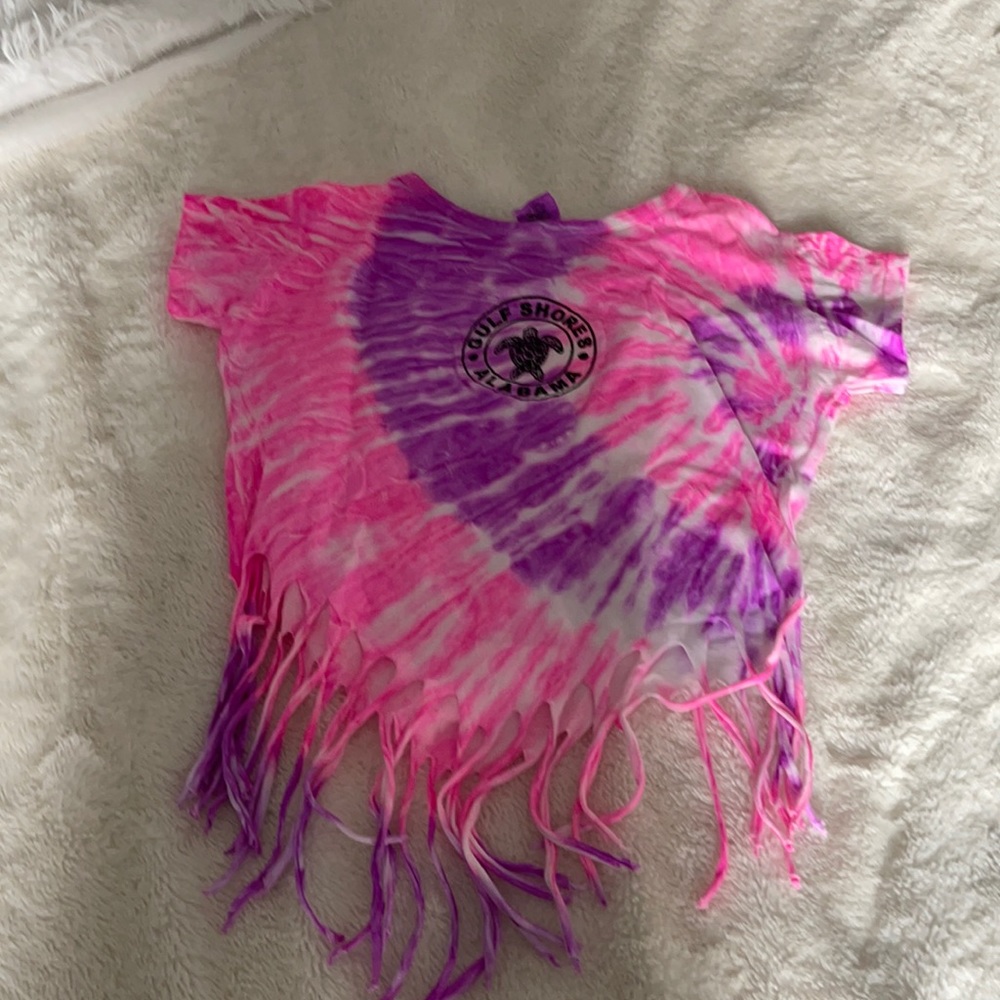 BARELY WORN GULF SHORES TIED DYED TOP!!!!!